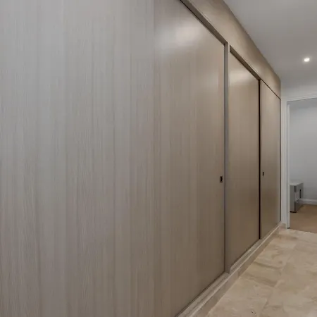 Luxury 5 Bed - Opposite Arc De Triomphe *