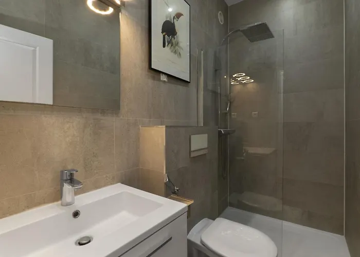 Daire Luxury 5 Bed - Opposite Arc De Triomphe