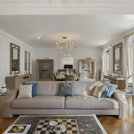 Luxury 5 Bed - Opposite Arc De Triomphe