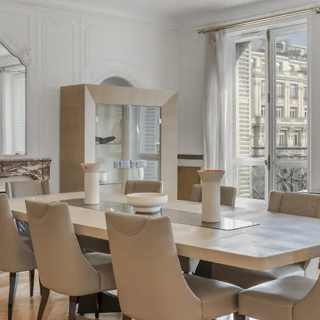 Luxury 5 Bed - Opposite Arc De Triomphe * פריז