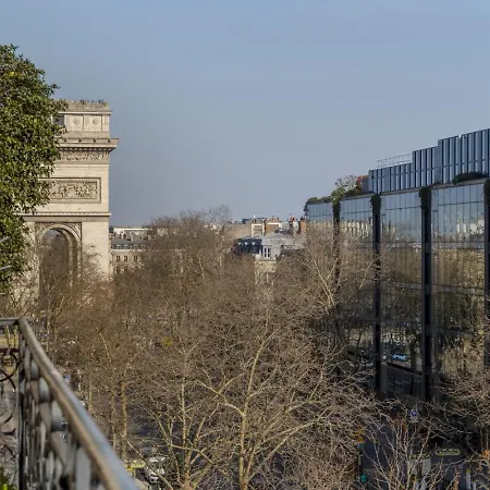 Luxury 5 Bed - Opposite Arc De Triomphe
