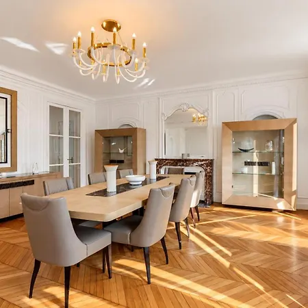 Luxury 5 Bed - Opposite Arc De Triomphe * Paris