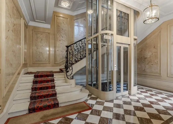 Luxury 5 Bed - Opposite Arc De Triomphe