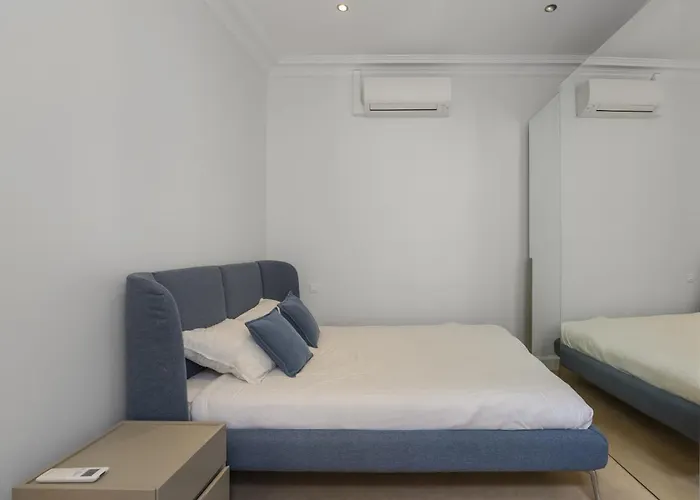 公寓 Luxury 5 Bed - Opposite Arc De Triomphe 巴黎