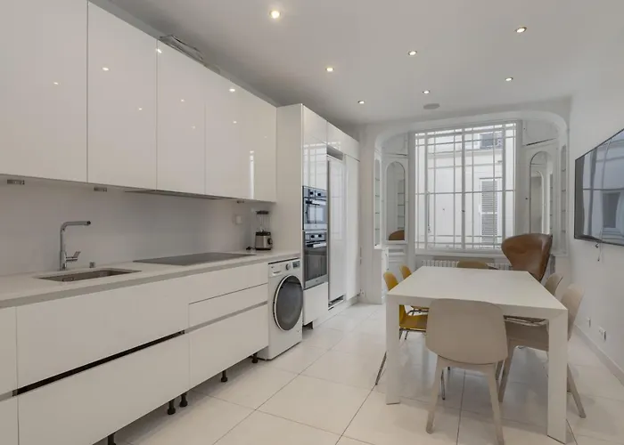 Luxury 5 Bed - Opposite Arc De Triomphe * Paříž