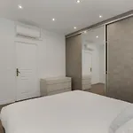 Luxury 5 Bed - Opposite Arc De Triomphe 파리