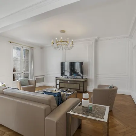 Luxury 5 Bed - Opposite Arc De Triomphe 아파트 *