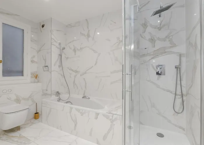 Luxury 5 Bed - Opposite Arc De Triomphe アパート
